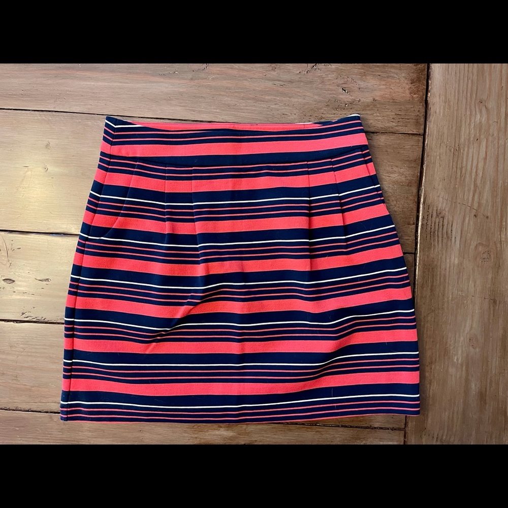Banana Republic Factory red white blue knit skirt